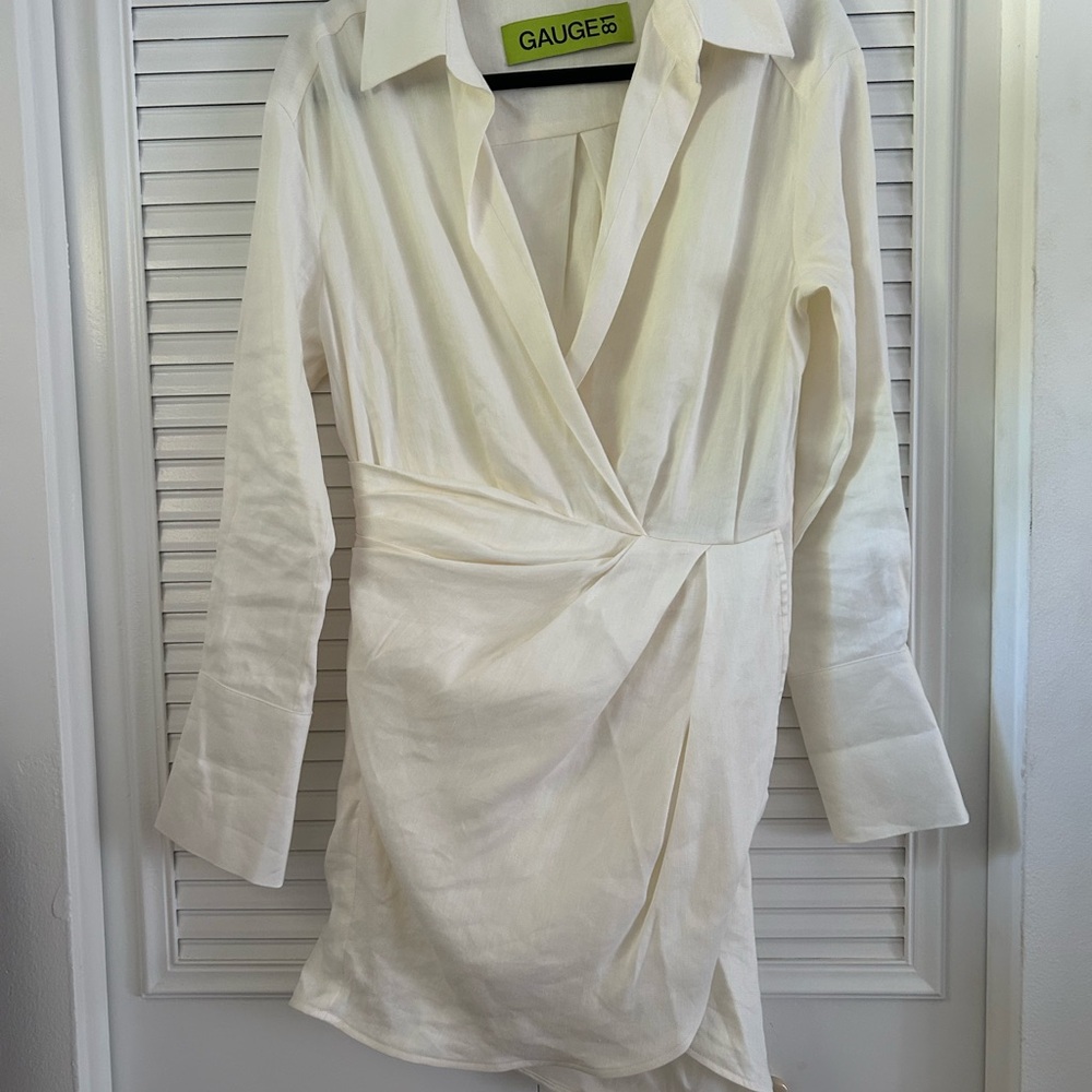 Gauge81 Women's Elegant Cream Long Sleeve Dress